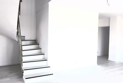 Apartament cu 5 camere decomandat în Pantelimon - 10