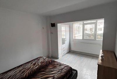Apartament cu 2 camere în Micro 20 - 7
