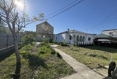 Casă cu 4 camere cu Teren 550 Mp în Central - 2