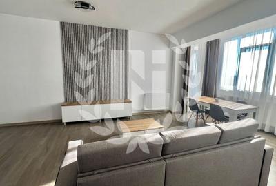 Apartament cu 3 camere semidecomandat în Sud-Est