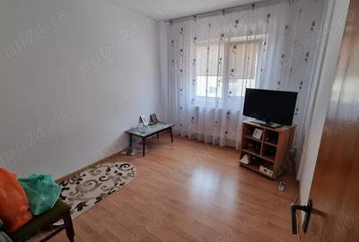 Apartament cu 3 camere decomandat în Central - 2