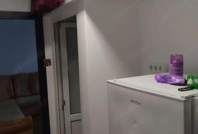 Dacia Strada Labirint de vanzare apartament cu 3 camere, etaj intermediar - 3