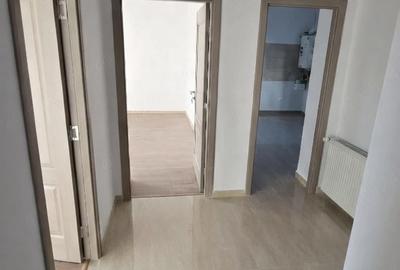 Apartament cu 3 camere decomandat în Central - 2