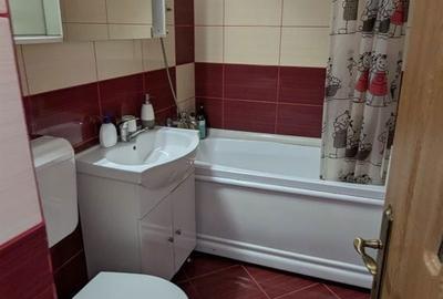 Apartament cu 3 camere decomandat în Exterior Vest - 1