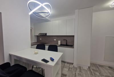 Apartament cu 2 camere semidecomandat, mobilat în Torontalului