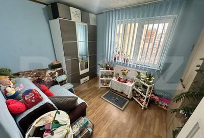 Apartament cu 3 camere semidecomandat în Gojdu - 6