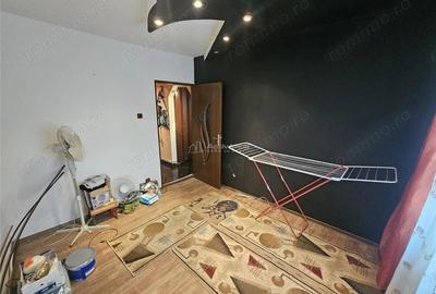 Resita, 3 Cam. Dec., Micro 4 - 13