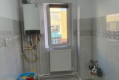 Apartament cu 3 camere semidecomandat în Central - 8