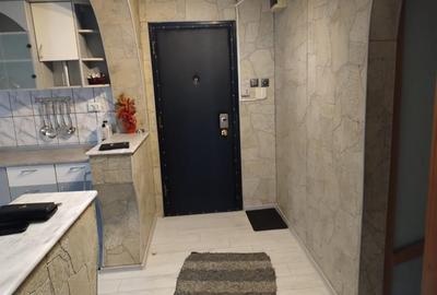 Apartament cu 3 camere, cartier Noua - 7