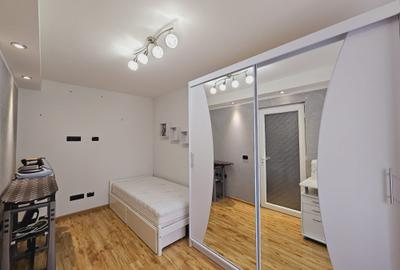 Apartament cu 2 camere semidecomandat în Micro 40 - 6