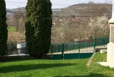 Casă cu 4 camere în Glod - 5