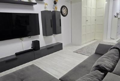 Apartament cu 2 camere decomandat în Palazu Mare - 2