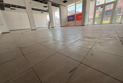 Inchiriere spa?iu comercial in Bumbe?ti Jiu, str. Grigore Alexandru Ghica - 2