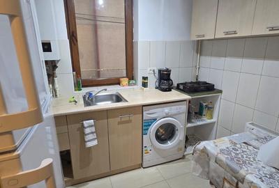 Delfinariu - ap. 2 camere, decomandat, complet mobilat - utilat, parter inalt - 2