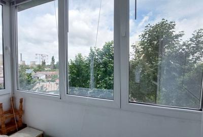 Garsonieră decomandată, mobilată în Titan - 4