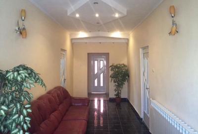 Casă cu 4 camere decomandat în Păcurari - 7