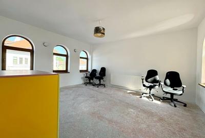 Casa/ Spatiu de Inchiriat - 6