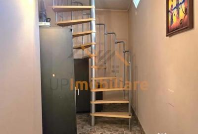 Casă cu 3 camere cu Garaj în Central - 10