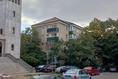 Inchiriez ap.3 camere Inchiriez ap.3 camere - 4