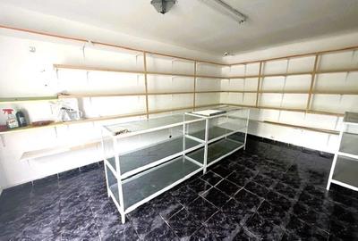 Spațiu comercial, de 47 mp, în Central - 6