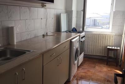 Garsoniera decomandata - Trafic Greu / 40mp - 2