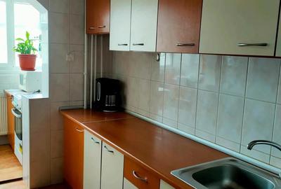 Inchiriez ap 2 camere - 1