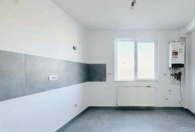Casă cu 4 camere cu Teren 300 Mp în Domnești - 2