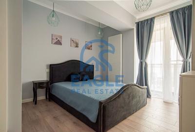 Mamaia Central - 2 Camere modern, balcon generos si vedere frontala spre lac - 9