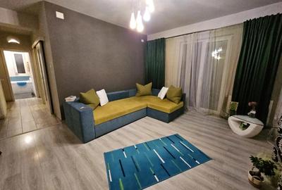 De vanzare apartament cu 3 camere decomandat Giroc - 1