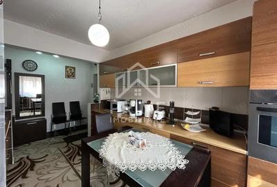 Apartament cu 2 camere semidecomandat în Central - 4
