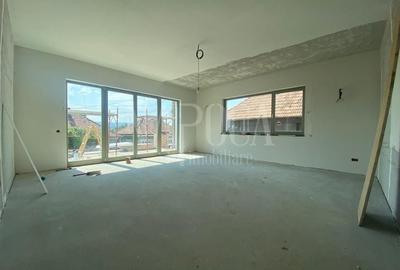 Casă individuală cu 4 camere cu Canalizare în Dâmbul Rotund - 4