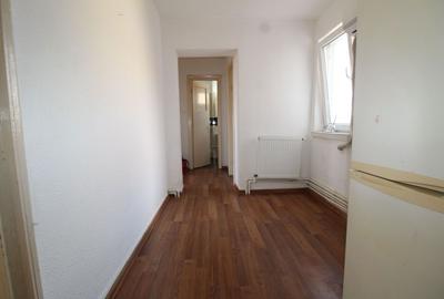 Apartament 3 camere,  66 mp, Aleea Teilor - 7