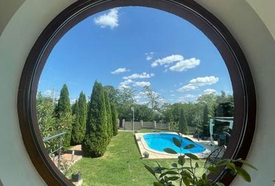 Casă cu 4 camere cu Teren 987 Mp în Central - 1