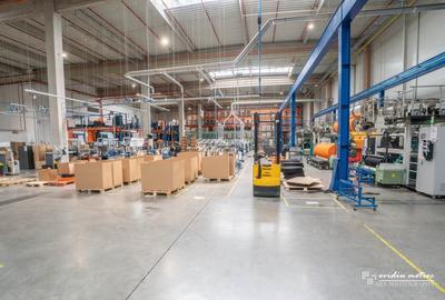 Spațiu industrial, de 3,610 mp, în Aeroport - 6