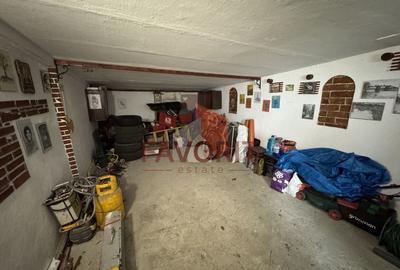 Etaj 2. Centrala proprie. La 400 m de Opera. Disponibil imediat. - 15