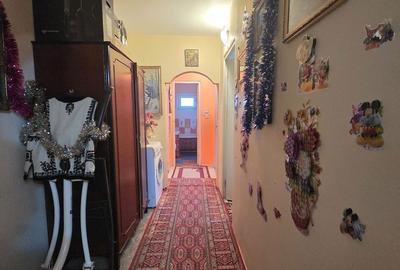 Apartament cu 3 camere semidecomandat în Albești - 4