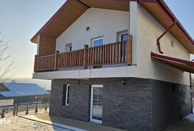 Casă cu 4 camere cu Teren 105 Mp în Popricani - 1