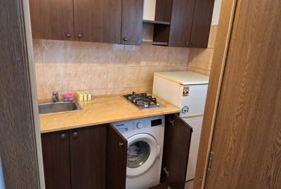 Garsonieră decomandată în Nicolina - 6