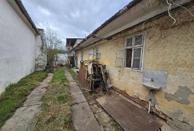 Casă individuală cu 4 camere cu Canalizare în Aradul Nou - 2