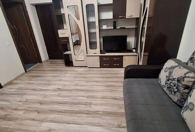 Apartament cu 3 camere decomandat în Titan - 6