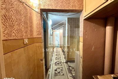 Apartament cu 4 camere decomandat în Micro 16