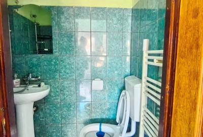 Casă cu 6 camere cu Teren 479 Mp în Ghirodei - 8