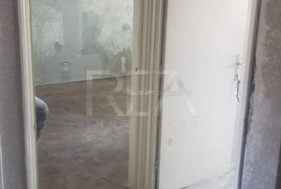 2 Camere , Decomandat , Etaj 1/7 ,  Zona Giurgiului - 4