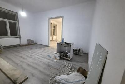 Apartament cu 2 camere semidecomandat în Iosefin - 12