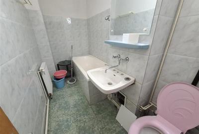 Apartament decomandat 3 camere 2 bai balcon zona Terezian - 11