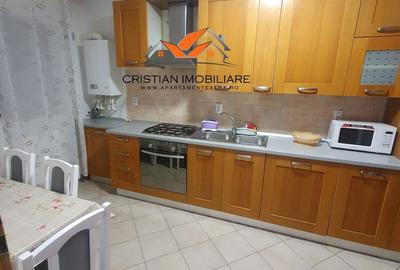 Casă cu 3 camere cu Teren 300 Mp în Cetate - 2