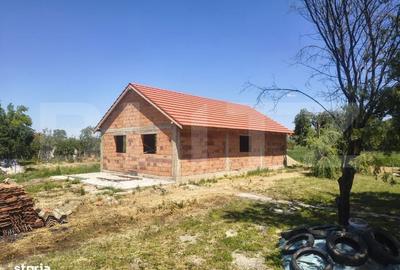 Casă cu 3 camere în Central - 2