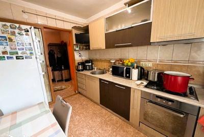 Apartament cu 3 camere în Crișan - 17