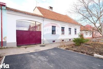 Casă cu 4 camere în Sânpetru - 8