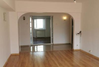Apartament cu 4 camere, mobilat în Decebal - 16